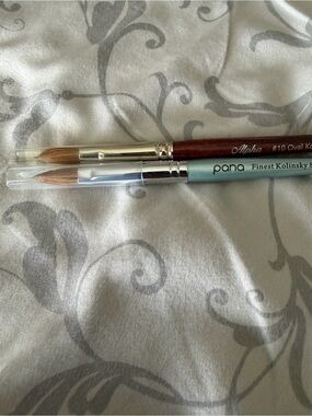 2 kolinksy acrylic brushes